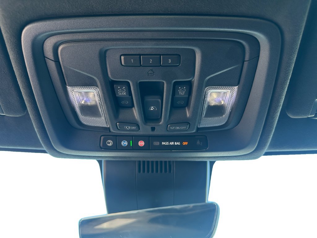 Used 2022 GMC Sierra 1500 Denali Ultimate AWD/4WD image 8