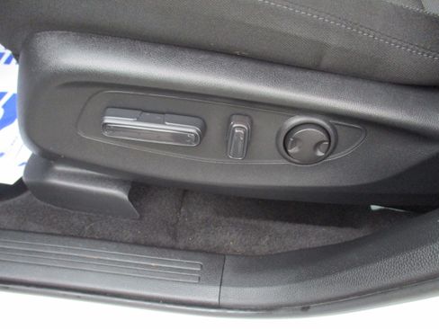 Certified 2024 Honda CR-V EX image 17