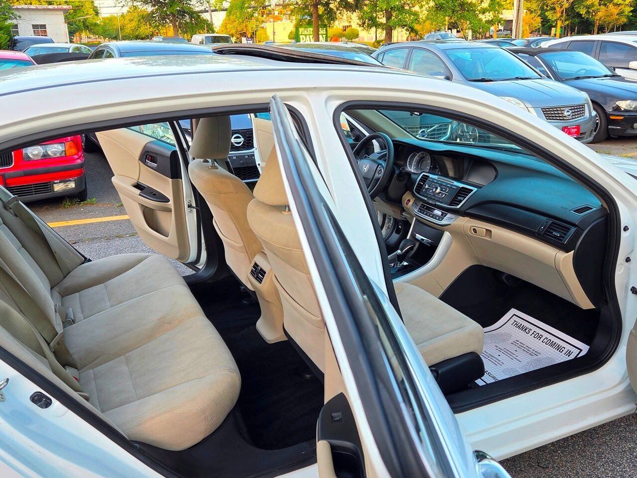 Used 2015 Honda Accord EX image 4