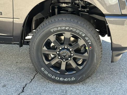 New 2026 RAM 2500 Big Horn AWD/4WD image 7