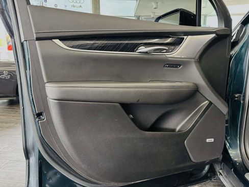 Used 2024 Cadillac XT6 Premium Luxury w/ Technology Package FWD image 30