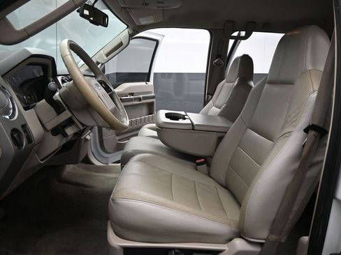 Used 2010 Ford F350 Lariat image 9