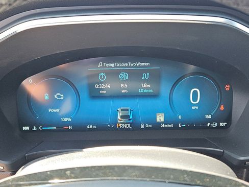 New 2025 Ford Escape SE w/ PHEV Premium Package image 9