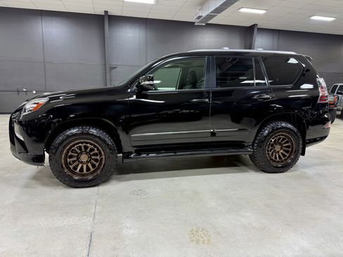 Used 2017 Lexus GX 460 Premium image 13