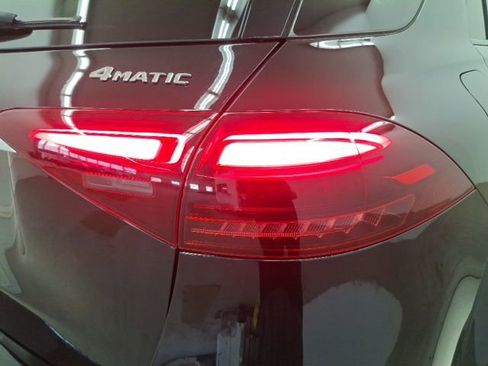 Used 2025 Mercedes-Benz GLE 350 4MATIC image 57