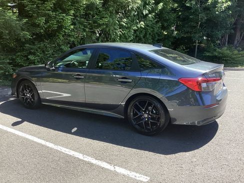 Used 2022 Honda Civic Sport image 10