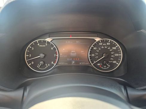 Used 2024 Nissan Altima 2.5 SV FWD image 13