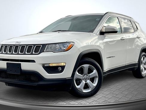 Used 2020 Jeep Compass Latitude image 12