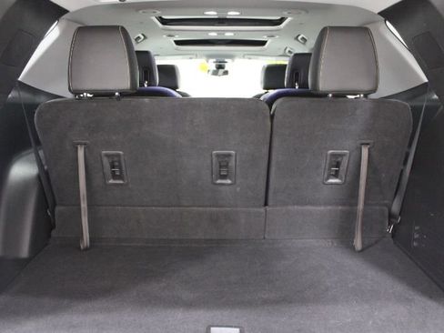 Used 2018 Chevrolet Traverse Premier AWD/4WD image 14