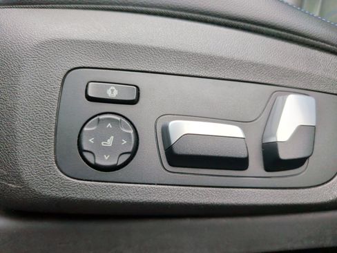 Used 2018 BMW X3 M40i image 27