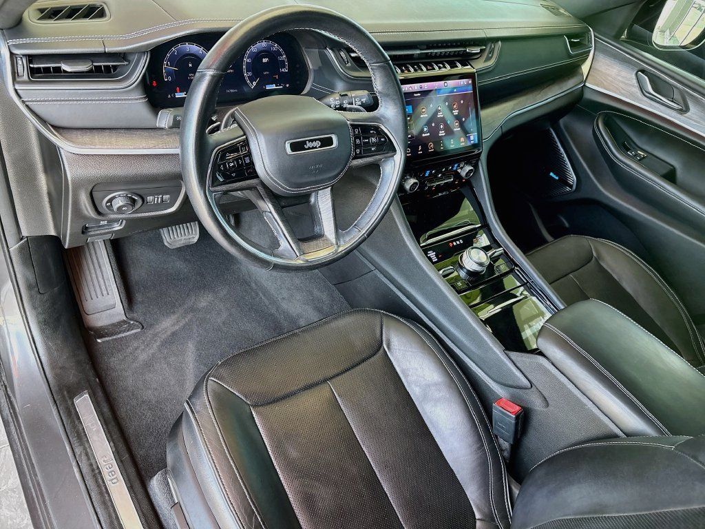 Used 2022 Jeep Grand Cherokee L Overland AWD/4WD image 9