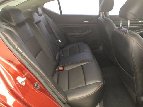 Used 2021 Nissan Altima 2.5 SR w/ SR Premium Package image 19