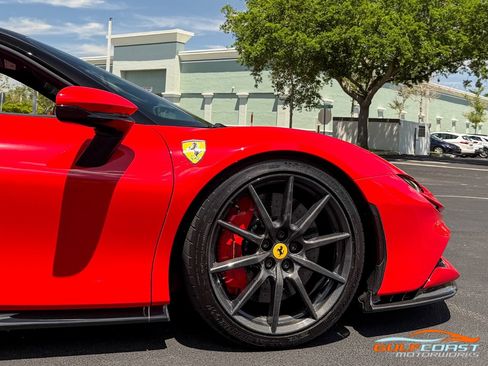 Used 2021 Ferrari SF90 Stradale image 66