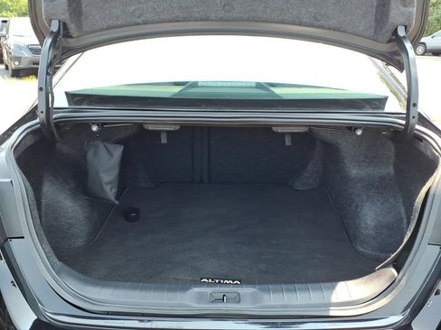 Used 2023 Nissan Altima 2.5 S FWD image 17