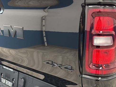 Used 2025 RAM 1500 Big Horn AWD/4WD image 38