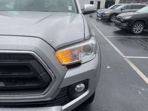 Used 2022 Toyota Tacoma SR5 image 14
