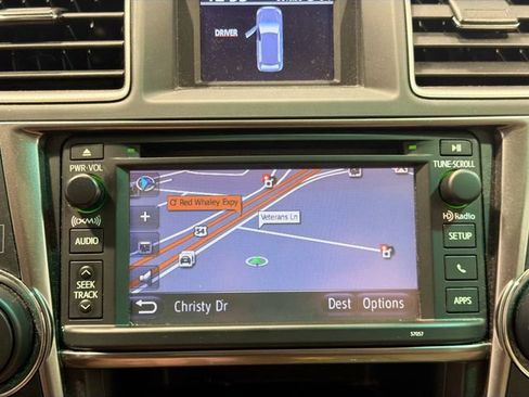 Used 2013 Toyota Highlander Limited FWD image 10