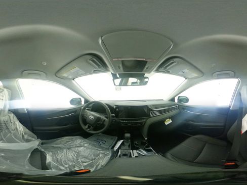 New 2026 Toyota Camry XLE image 33