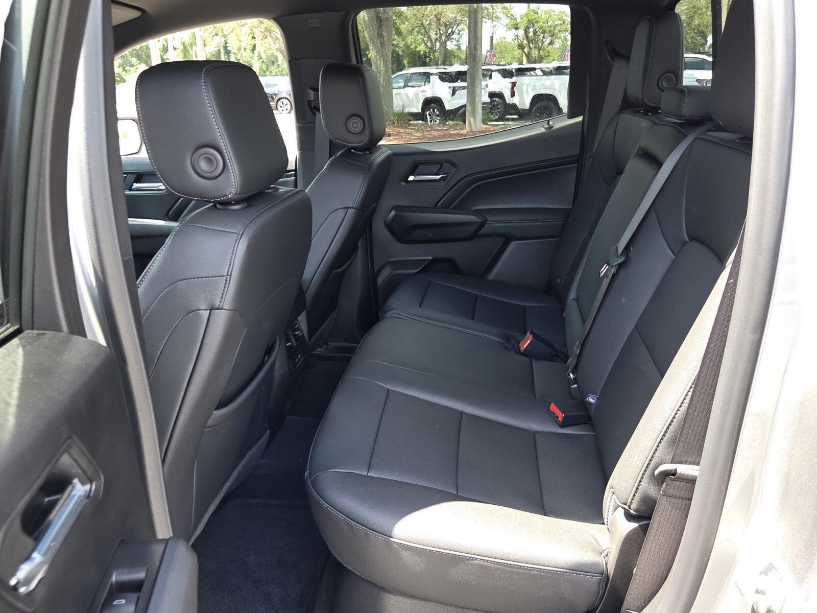 New 2026 Chevrolet Colorado LT w/ LT Convenience Package RWD image 16