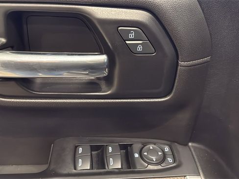 Used 2019 Chevrolet Silverado 1500 RST w/ All-Star Edition image 21