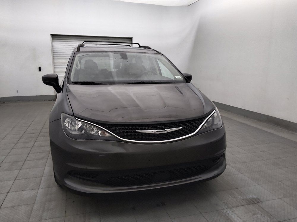 Used 2021 Chrysler Voyager Lxi FWD image 14
