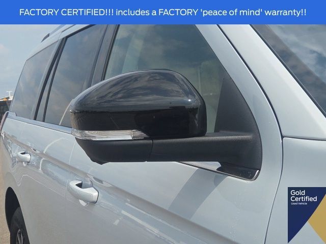 Used 2025 Ford Expedition Platinum AWD/4WD image 9