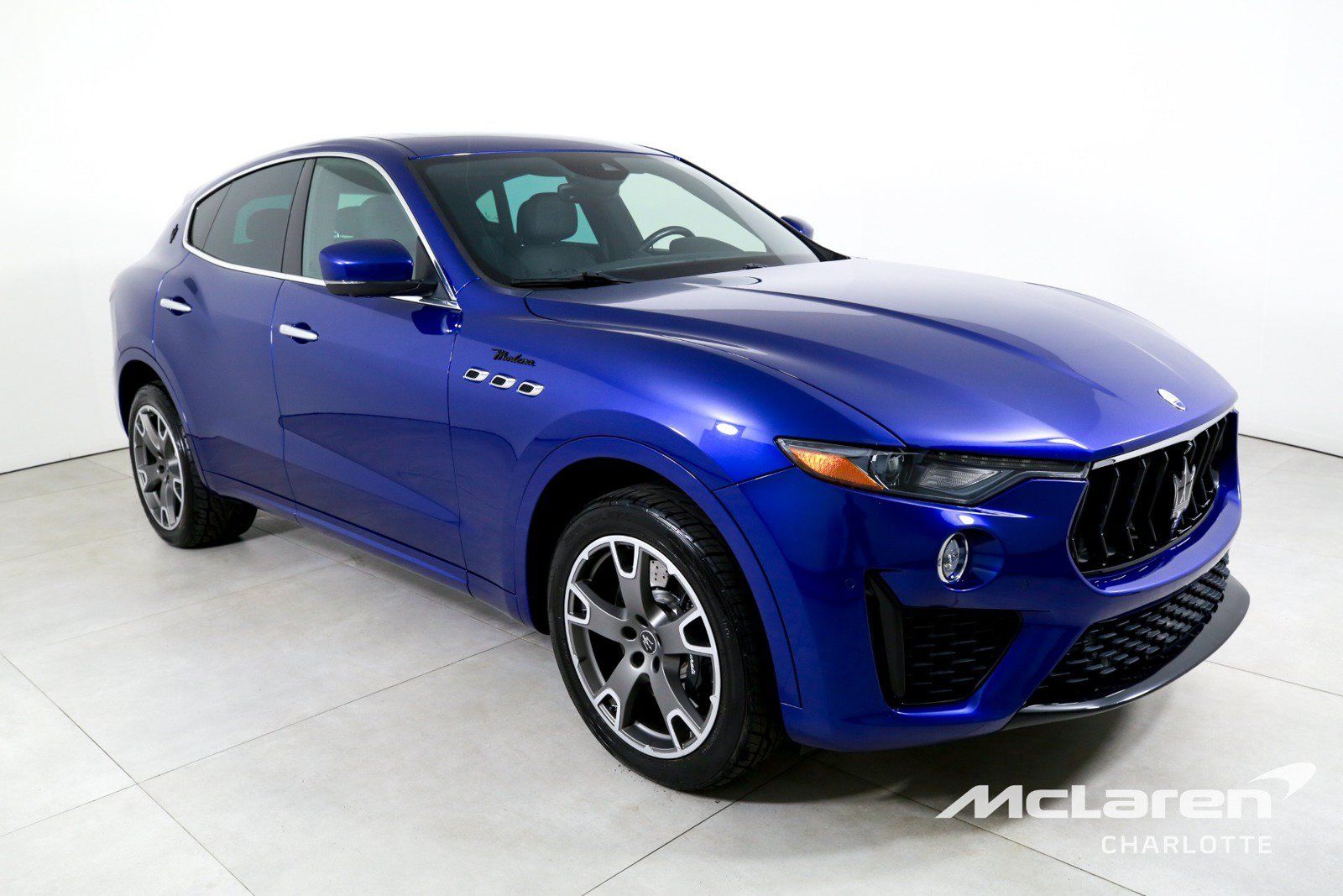 Used 2023 Maserati Levante Modena AWD/4WD image 3