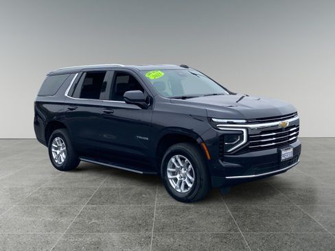 Used 2025 Chevrolet Tahoe LT RWD image 7