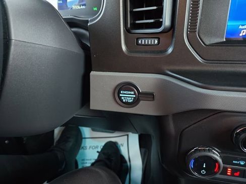 Used 2022 Ford Bronco Big Bend image 21