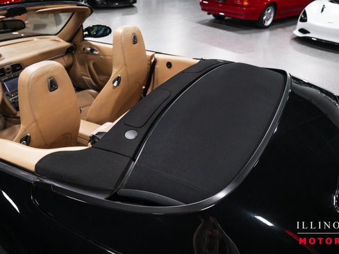 Used 2005 Porsche 911 Carrera S RWD image 15