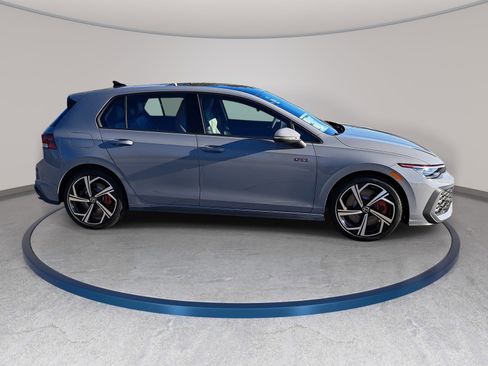 New 2026 Volkswagen GTI SE FWD image 4