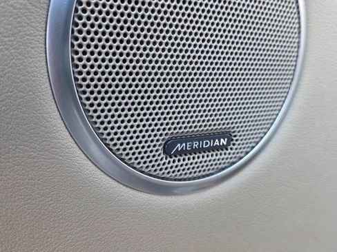 Used 2017 Land Rover Range Rover HSE image 39