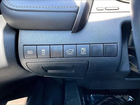 Used 2024 Toyota Camry XSE FWD image 15