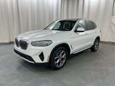 Used 2022 BMW X3 xDrive30i w/ Premium Package 2 AWD/4WD image 2