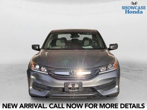 Certified 2017 Honda Accord LX image 5