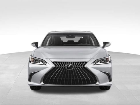 Used 2024 Lexus ES 350 w/ Premium Package image 5
