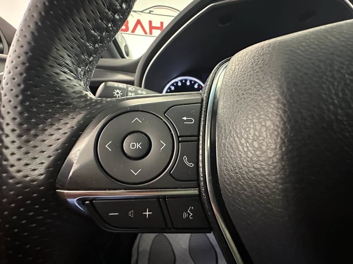 Used 2021 Toyota Avalon Touring w/ Advanced Safety Package FWD image 30