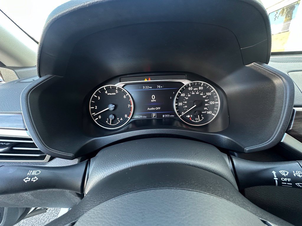 Used 2025 Nissan Altima 2.5 SV AWD/4WD image 18
