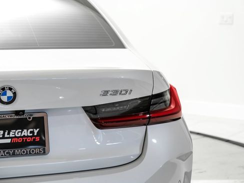 Used 2023 BMW 330i Sedan w/ Premium Package RWD image 48