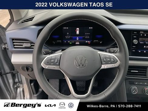 Used 2022 Volkswagen Taos SE AWD/4WD image 8