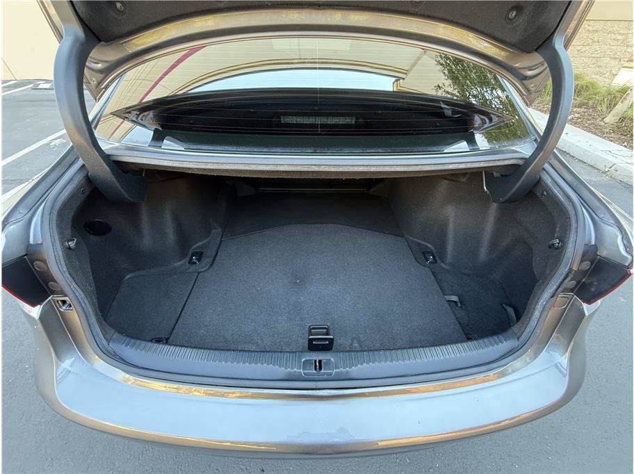 Used 2015 Lexus IS 250 RWD image 24