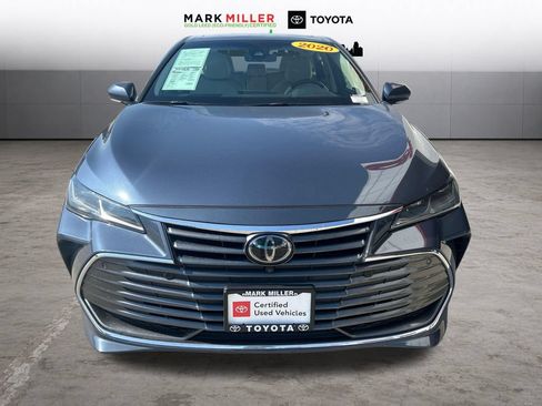 Certified 2020 Toyota Avalon Limited w/ Advanced Safety Package FWD image 9