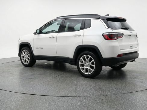 Used 2025 Jeep Compass Limited AWD/4WD image 6