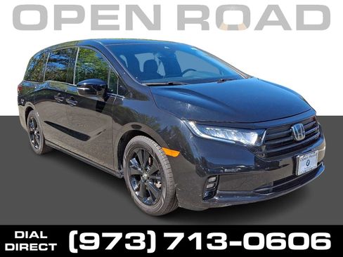 Used 2023 Honda Odyssey Sport image 1