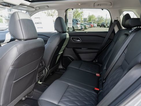 New 2026 Nissan Rogue Platinum AWD/4WD image 25