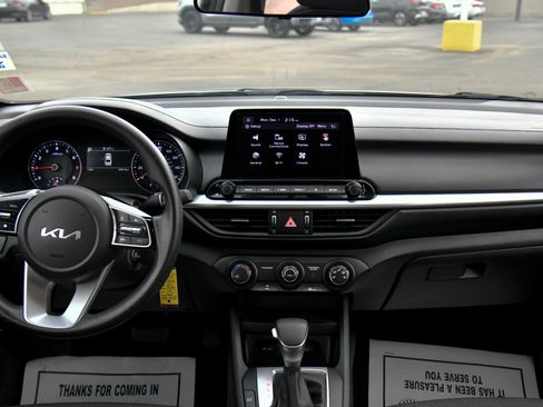 Used 2024 Kia Forte LXS image 31