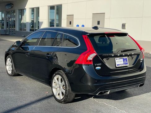 Used 2016 Volvo V60 T5 Premier image 4
