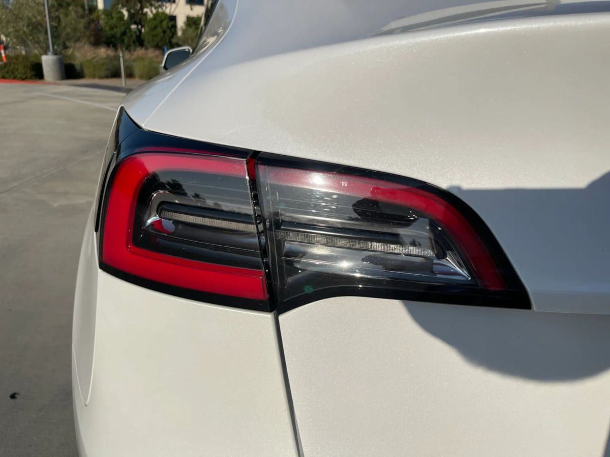 Used 2023 Tesla Model Y Long Range AWD/4WD image 21