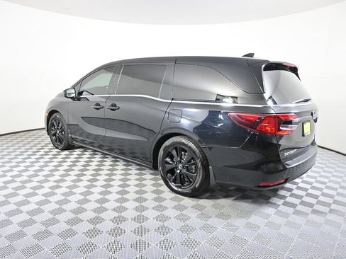 Used 2023 Honda Odyssey Sport image 4