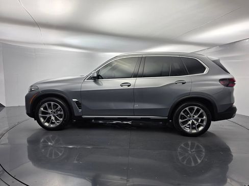 Used 2024 BMW X5 xDrive40i w/ Parking Assistance Package AWD/4WD image 7